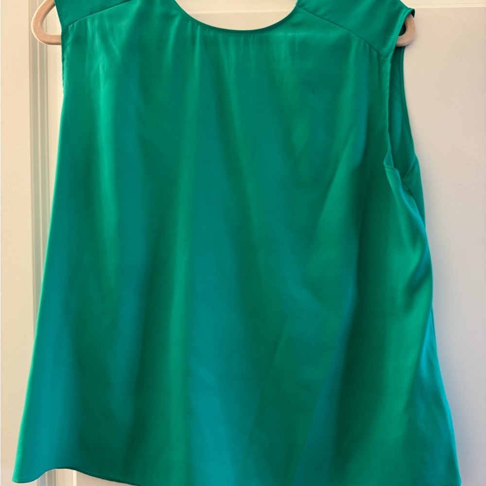 Elegant Green Women's Top
